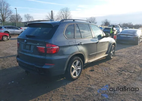 2012 BMW X5 xDrive35D from USA, damaged, VIN 5UXZW0C56CL665600